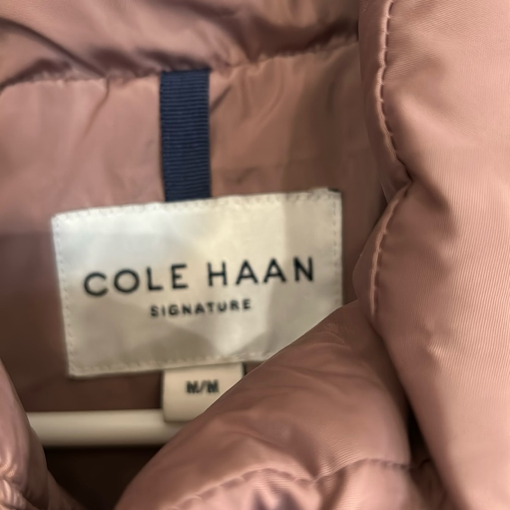 Beautiful Cole Haan mauve ladies puffer coat. Medium